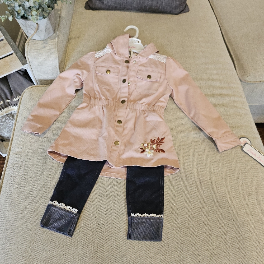 Brand new Little Lass 3 piece set toddler girls size 4